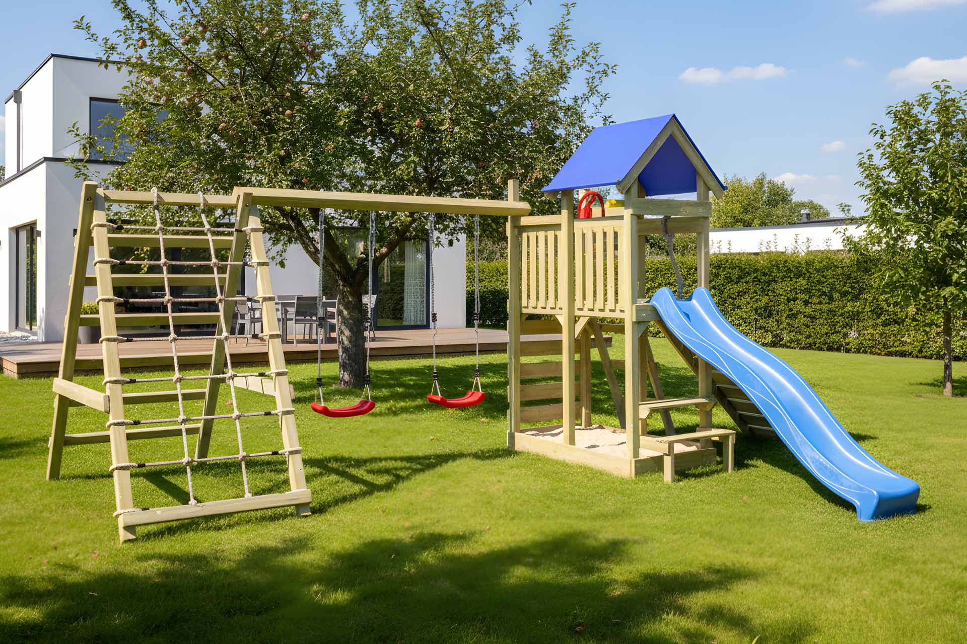 Spielturm Strolch Komplett