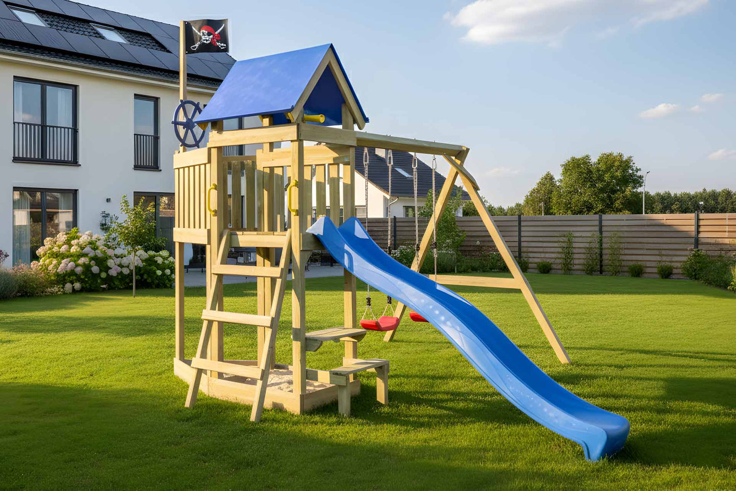 Spielturm Käpt’n Sturm mit Kletterwand