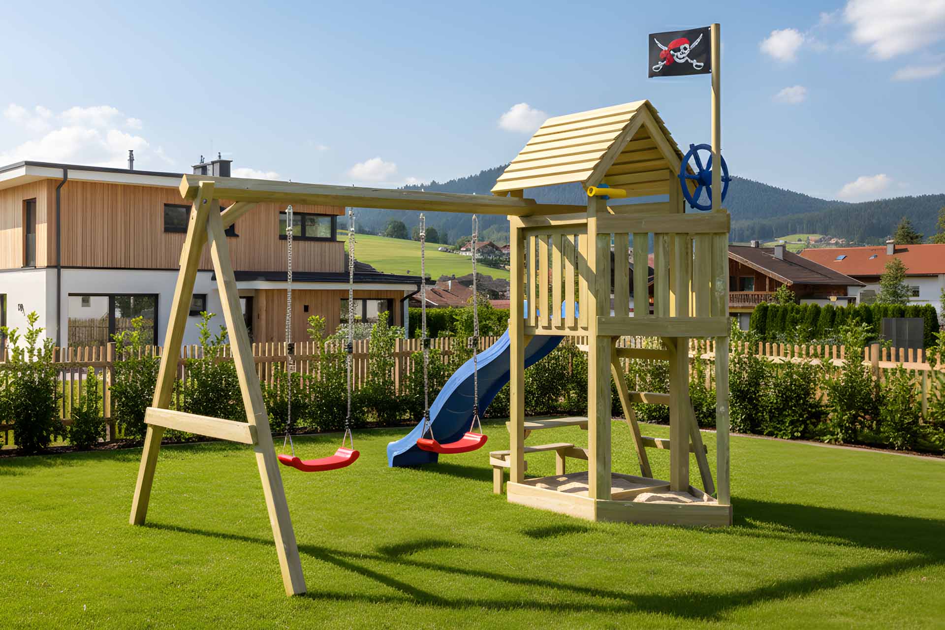 Spielturm Smutje mit Kletterwand